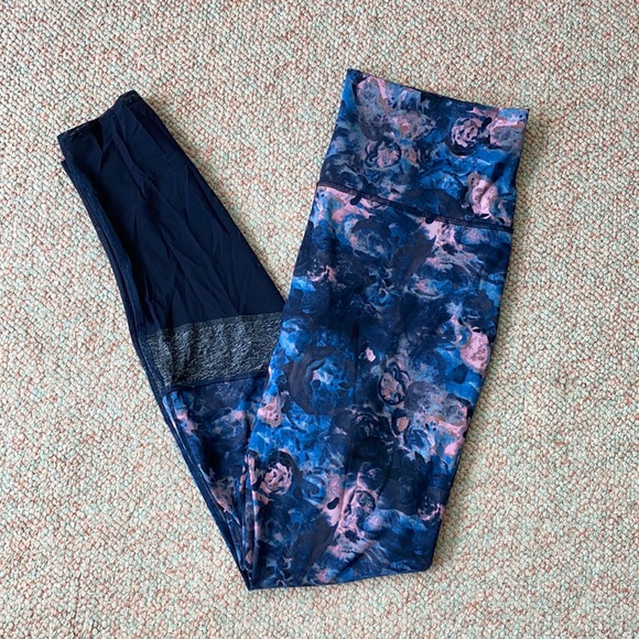 lululemon athletica Pants - Lululemon moody floral wunder under